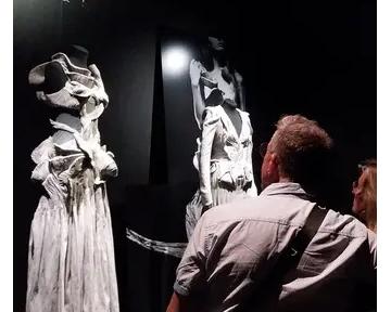 Exposition Yiqing Yin