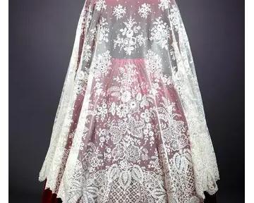 Les accessoires de mode de la Renaissance à la Belle Époque