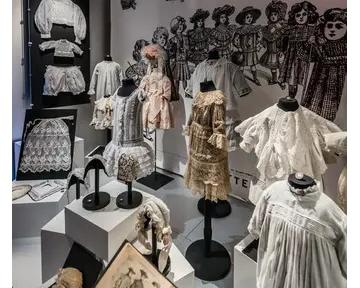 Des échoppes aux grands magasins