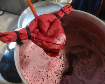 Initiation à la teinture végétale – Techniques du Shibori et du Tataki-zomé